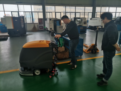  清潔設(shè)備廠家的洗地機(jī)清潔效果不理想怎么辦？